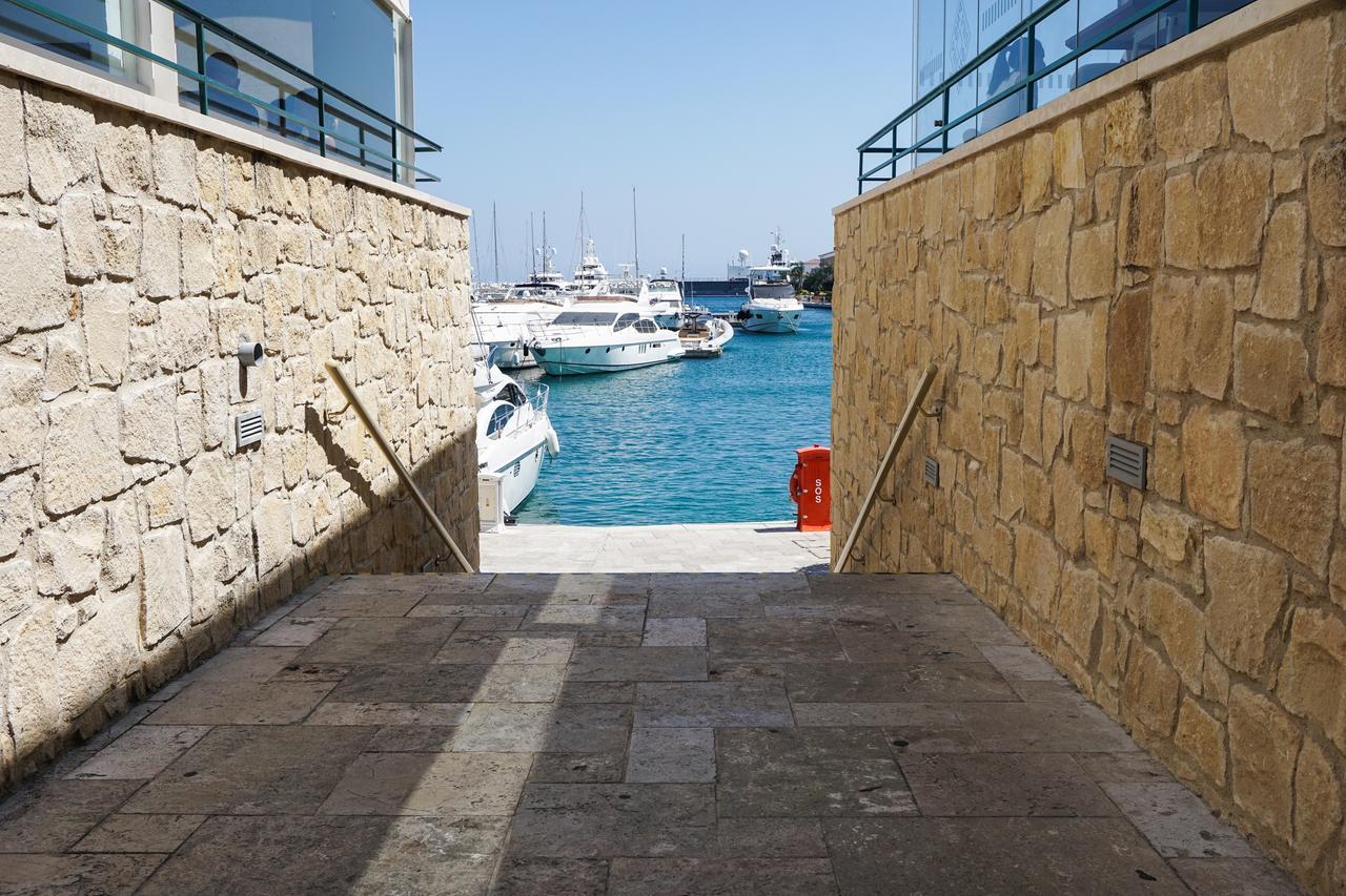 Limassol Marina Nereids D22 By Ezoria Villas Exterior photo